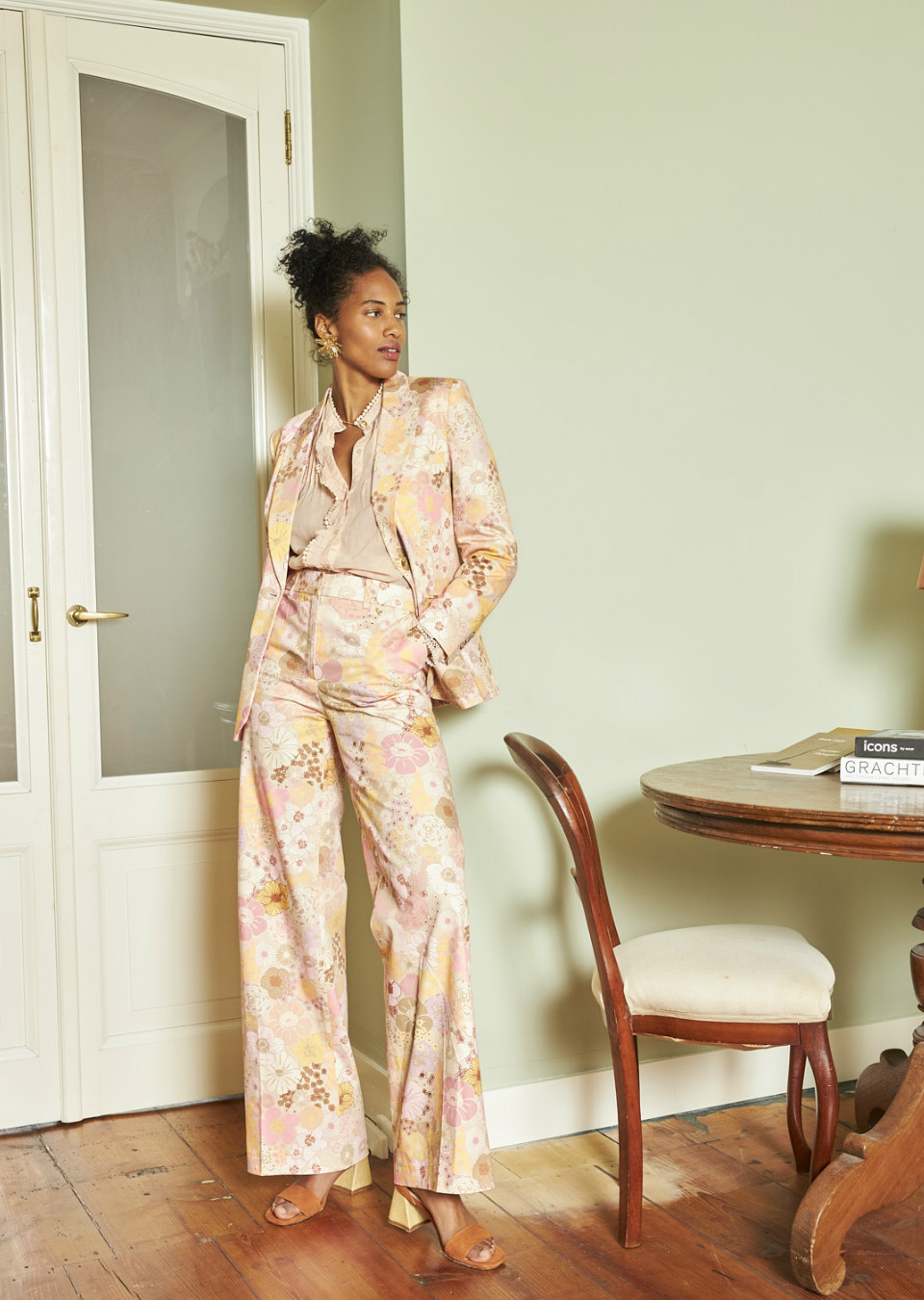 Zoe Diouf Mainboard Touché Models