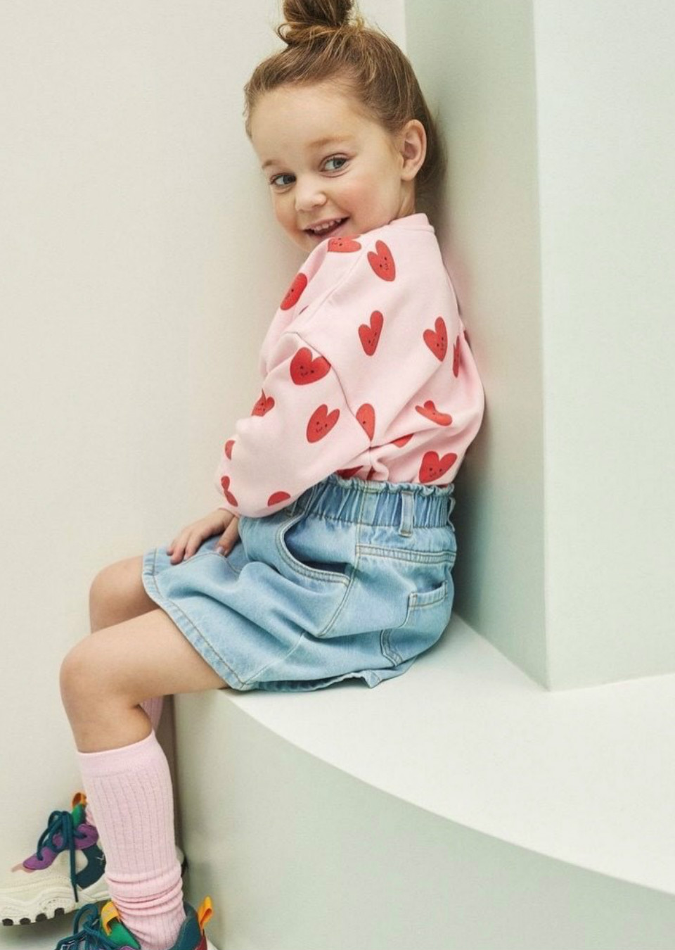 Elin Kids The Specials