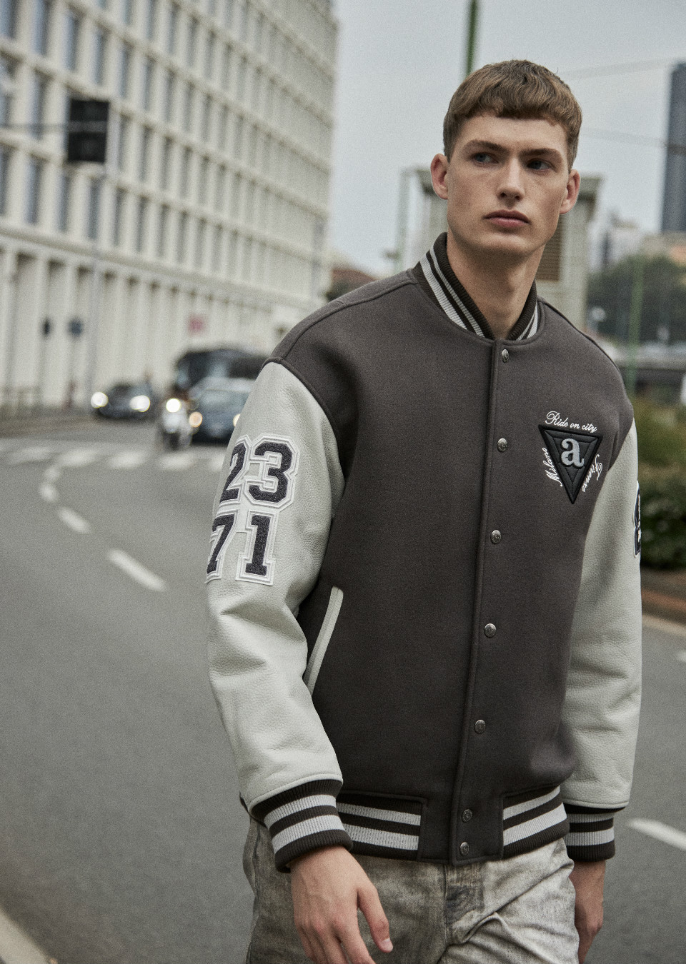 Etienne van den Heuvel Mainboard MAXModels