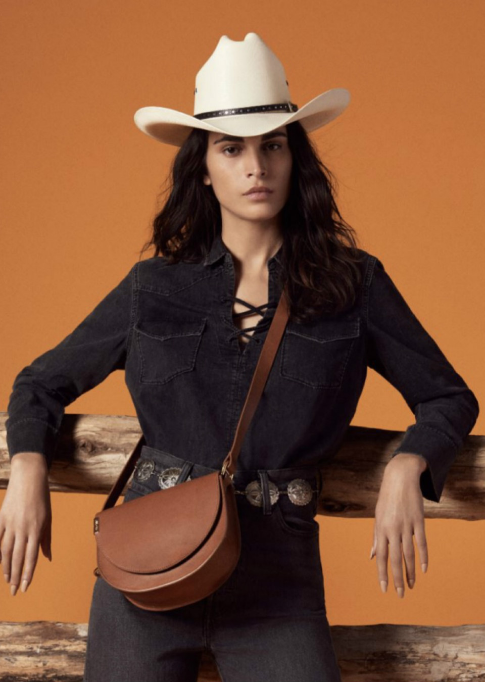 Ayse Demirhan Mainboard Touché Models