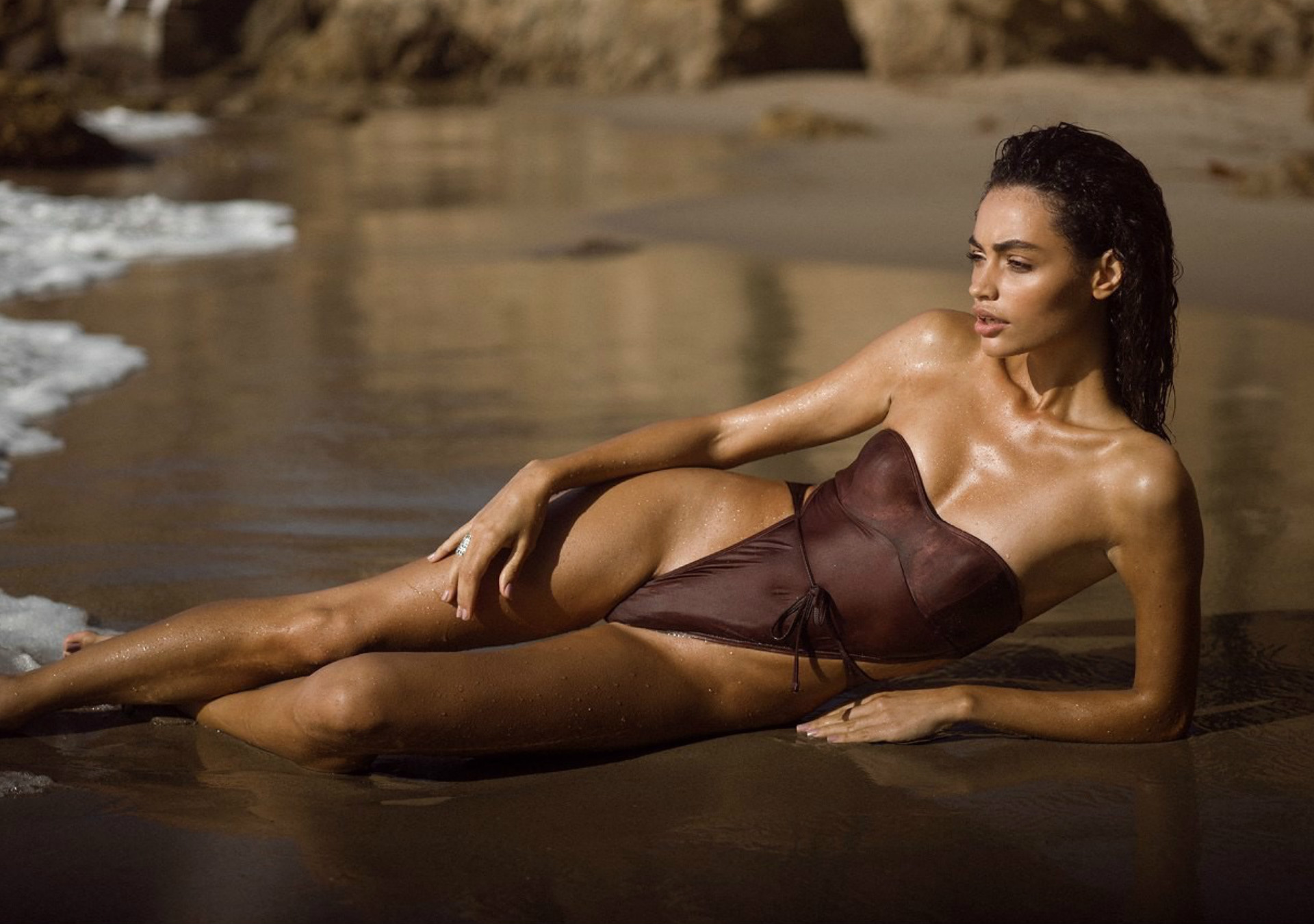 Lais Dos Santos Mainboard Touché Models