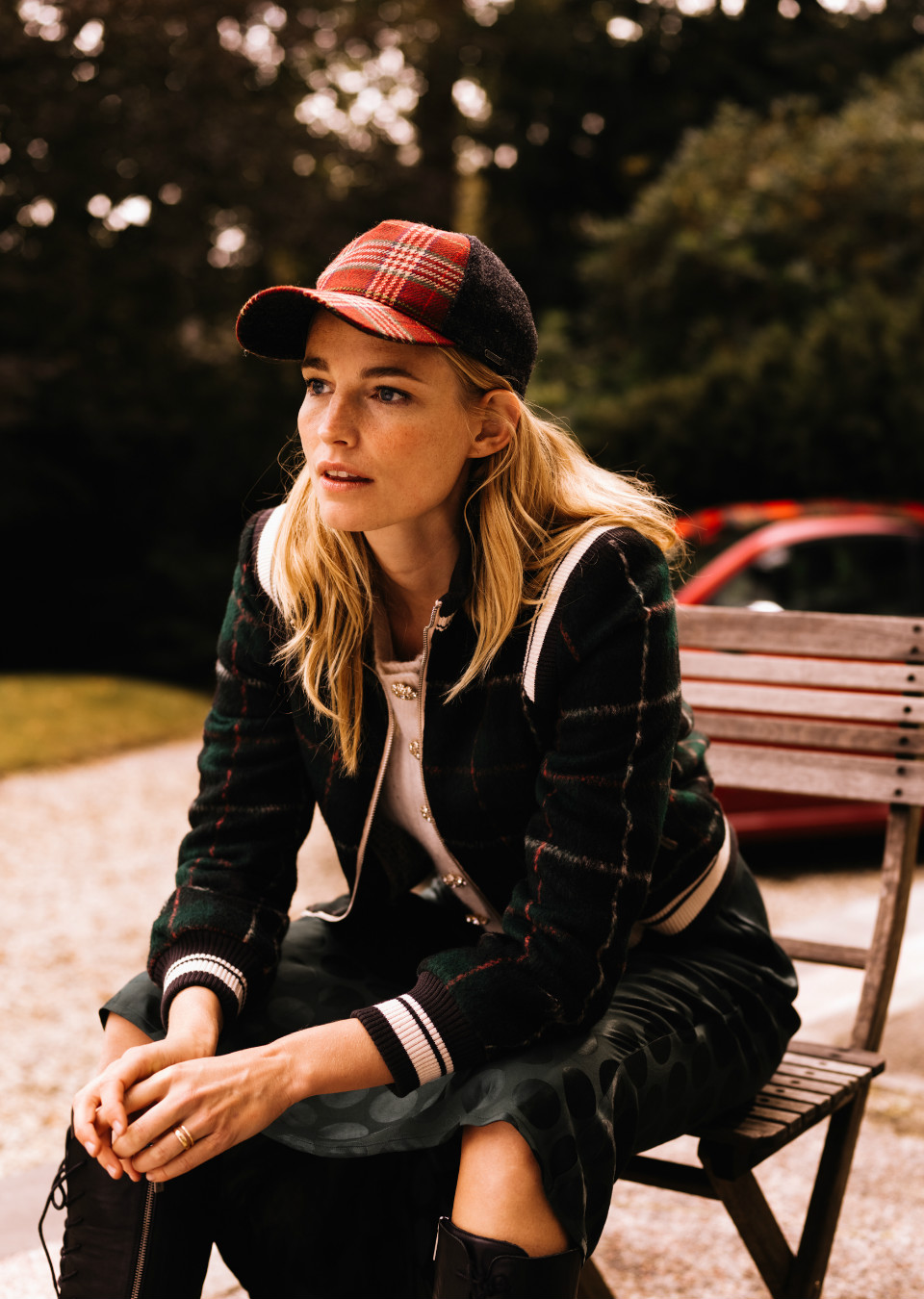 Elise Aarnink Mainboard Touché Models