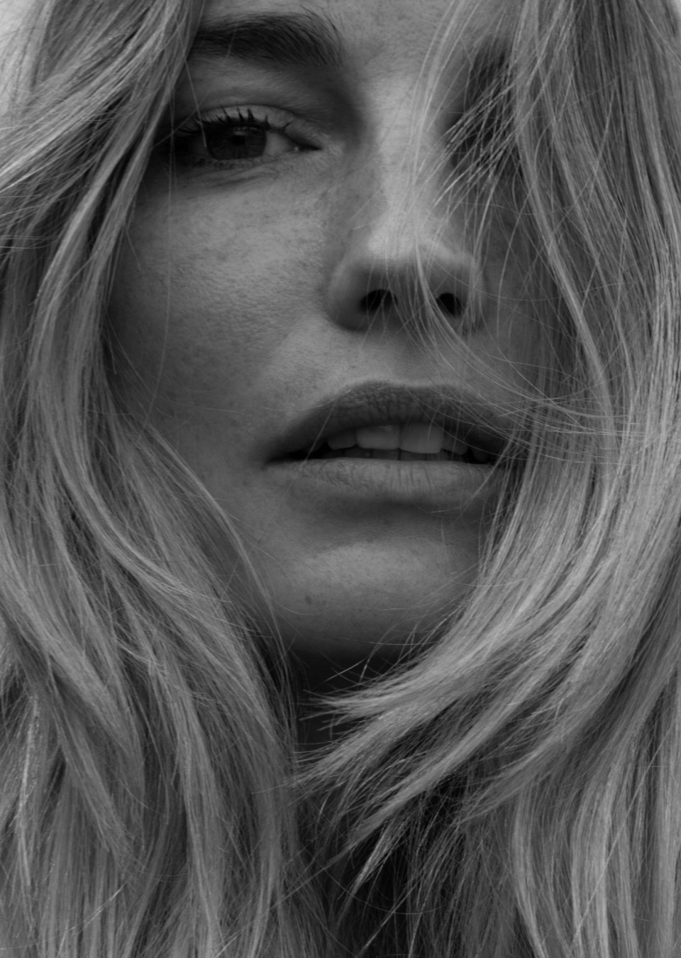 Elise Aarnink Mainboard Touché Models