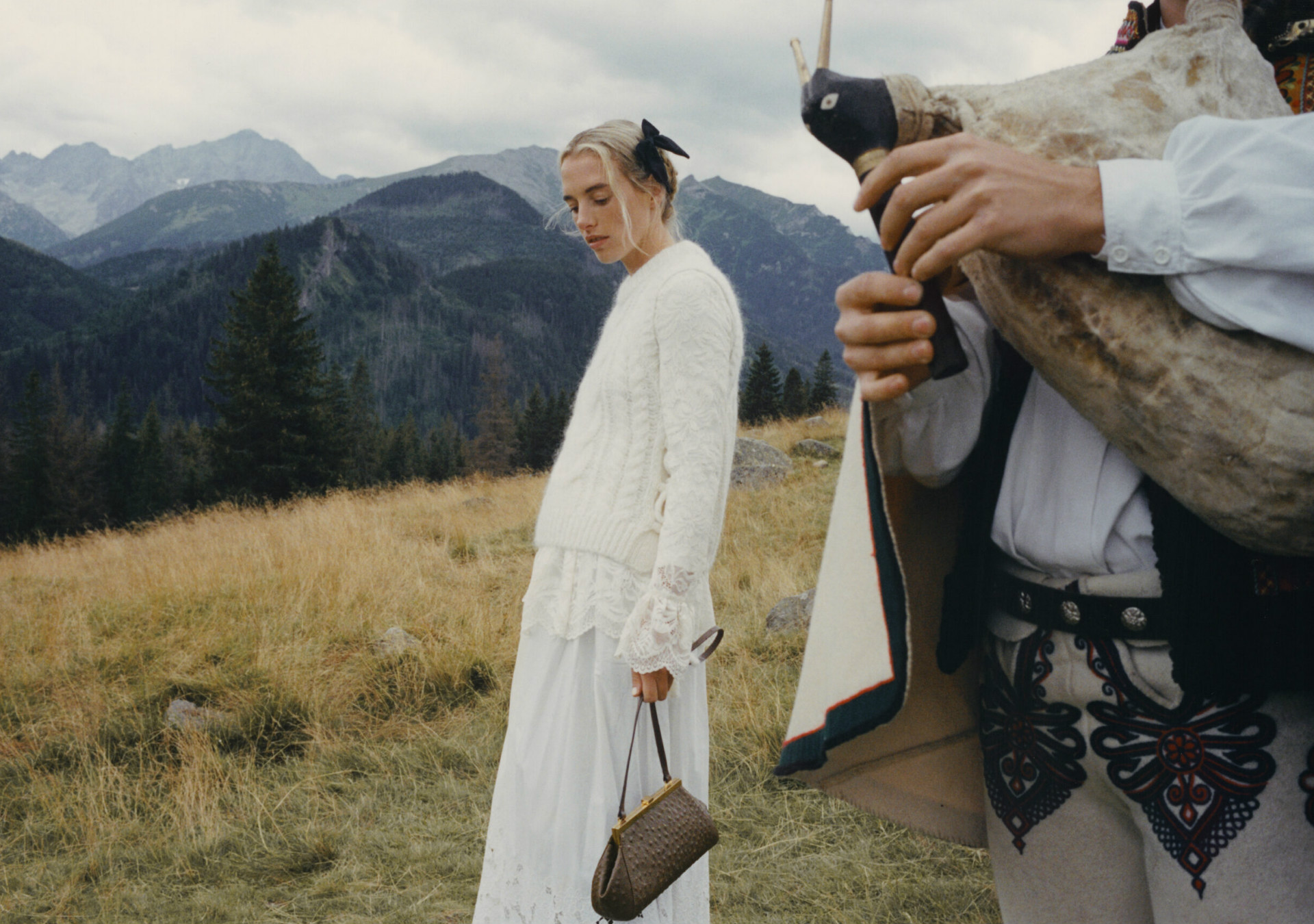 Becca Horn Mainboard Touché Models