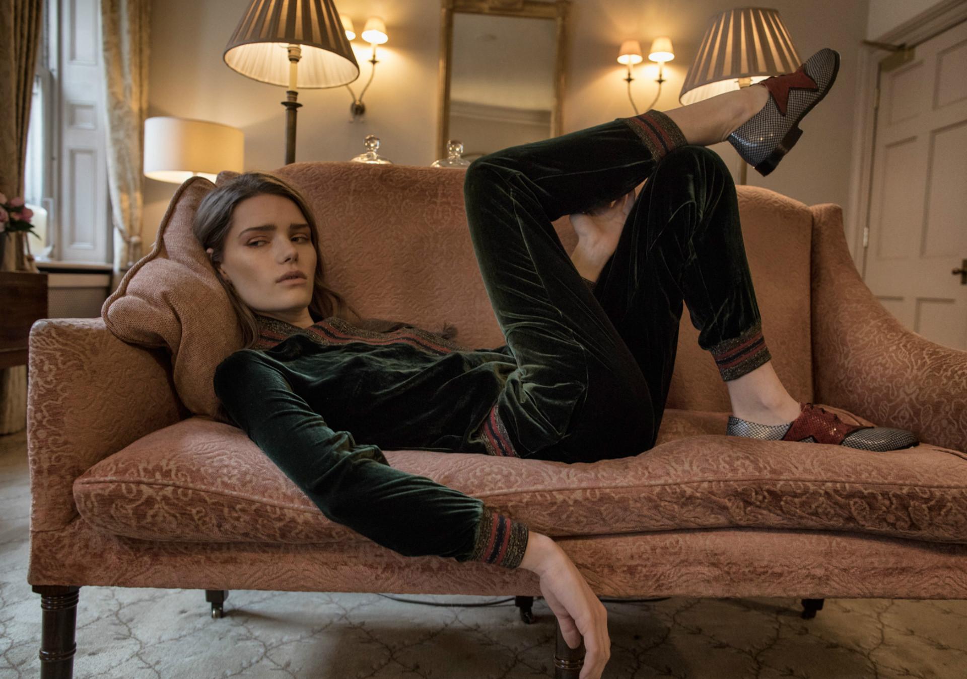 Tessa Jones Mainboard Touché Models