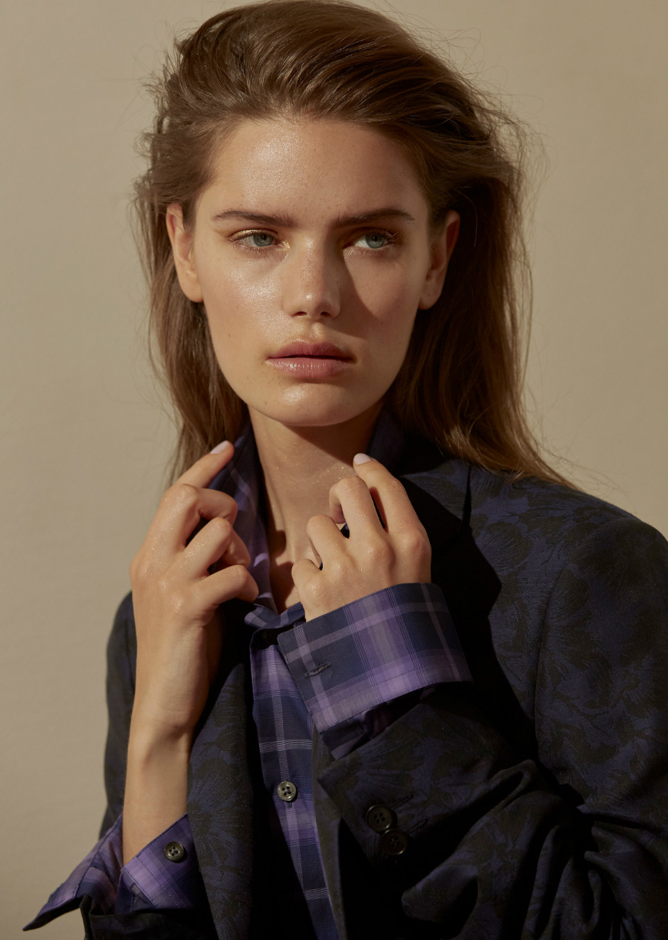 Tessa Jones Mainboard Touché Models