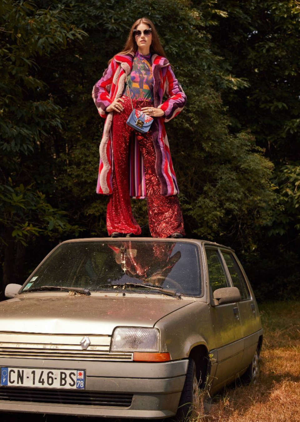 Tessa Jones Mainboard Touché Models