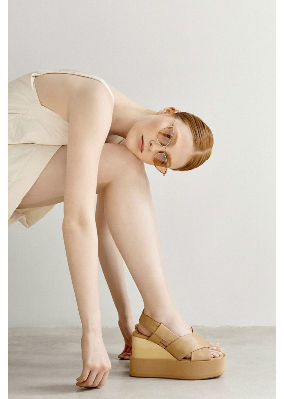 Lucia Pons Mainboard Touché Models