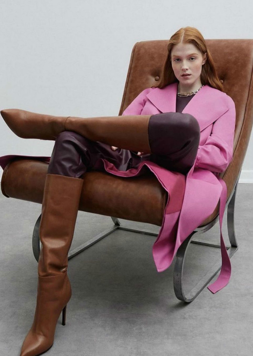 Lucia Pons Mainboard Touché Models