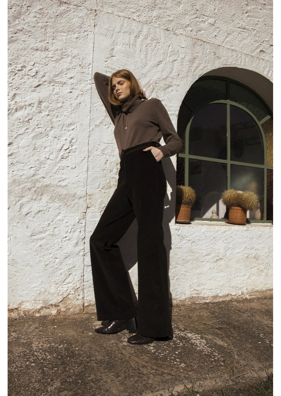 Lucia Pons Mainboard Touché Models