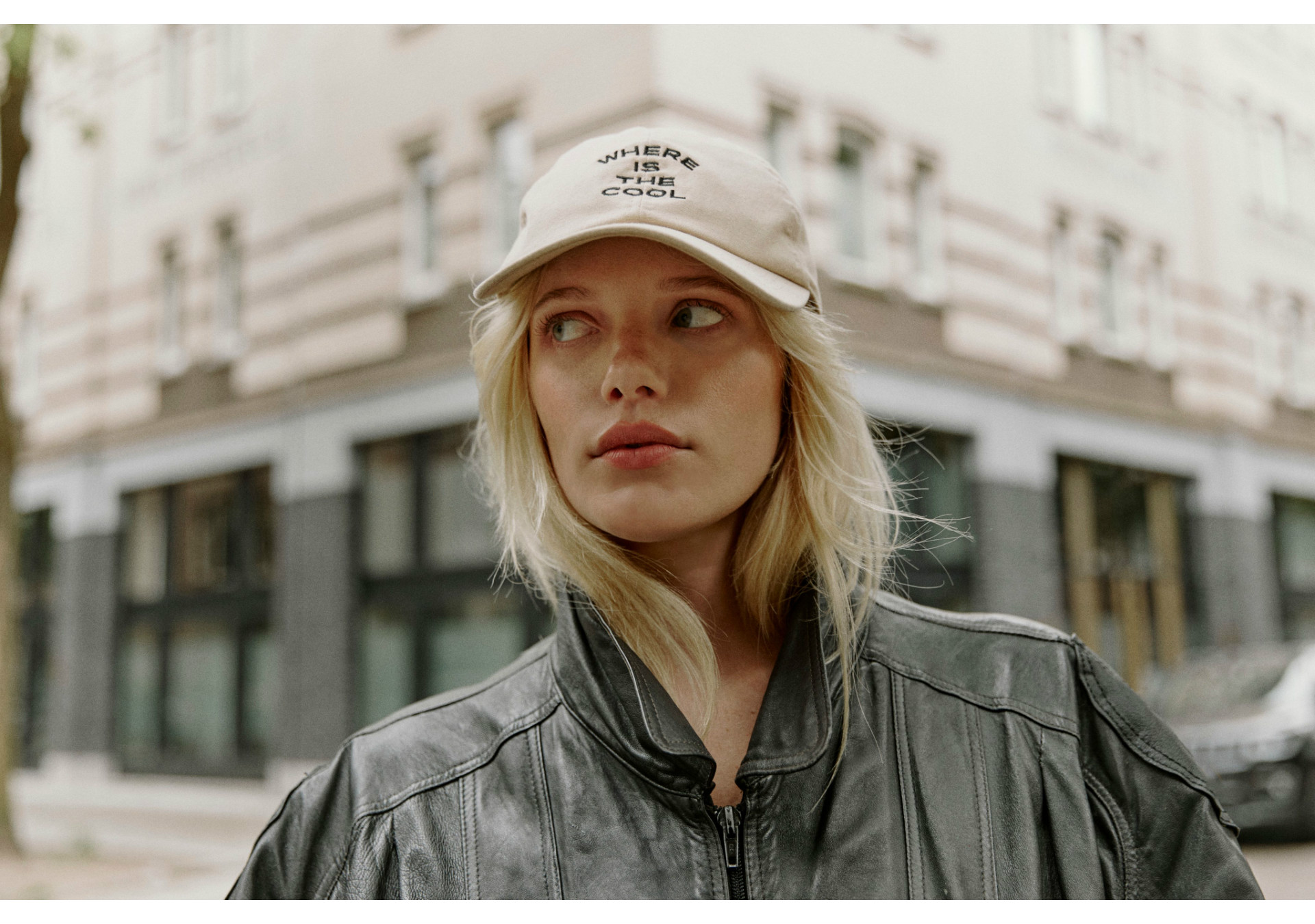 Roos Louwers Mainboard Touché Models