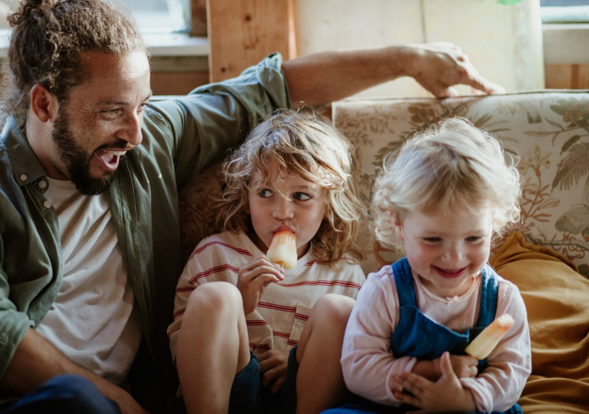 CAROLINE Family The Specials