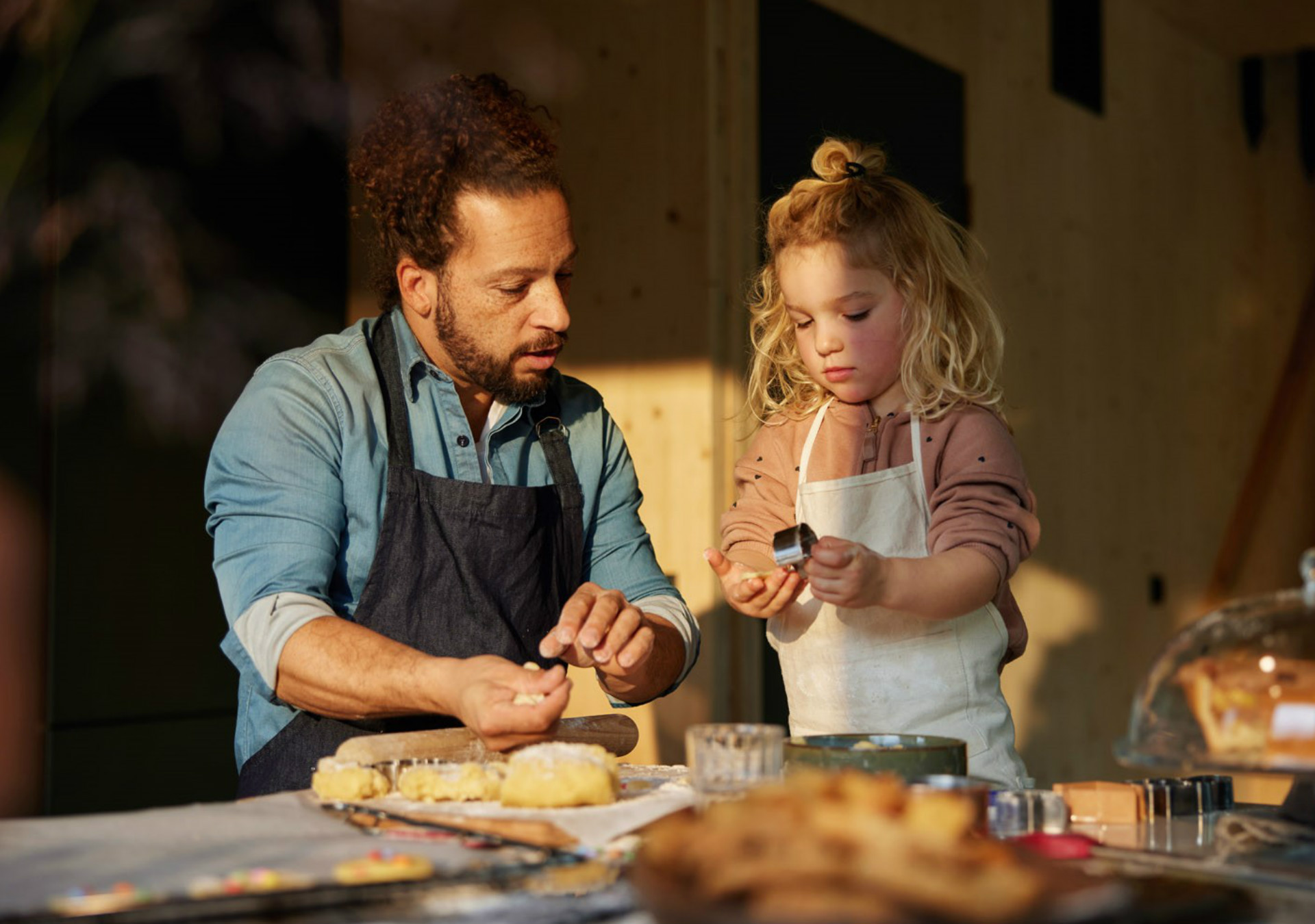 CAROLINE Family The Specials