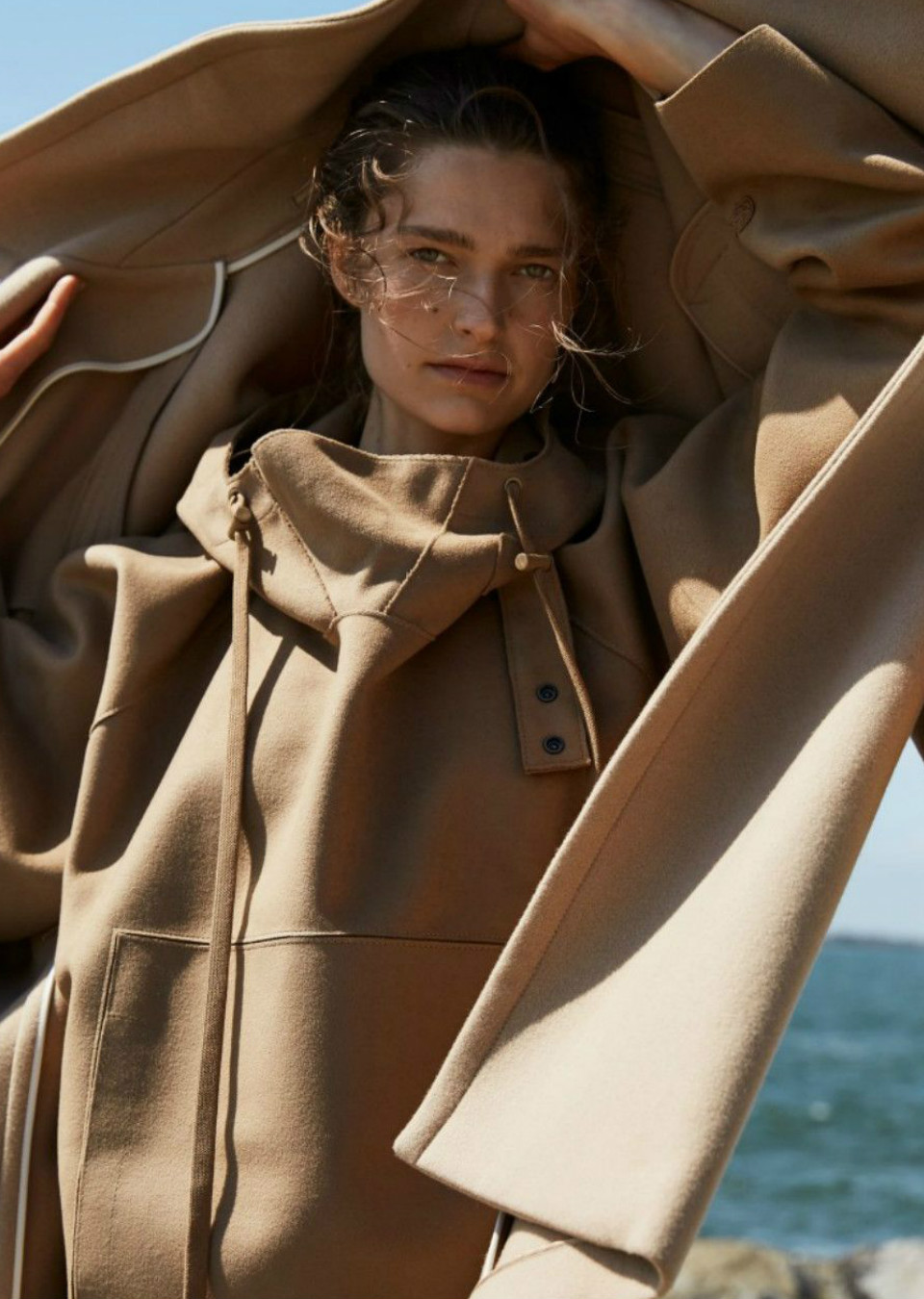 Laura Schoenmakers Mainboard Touché Models