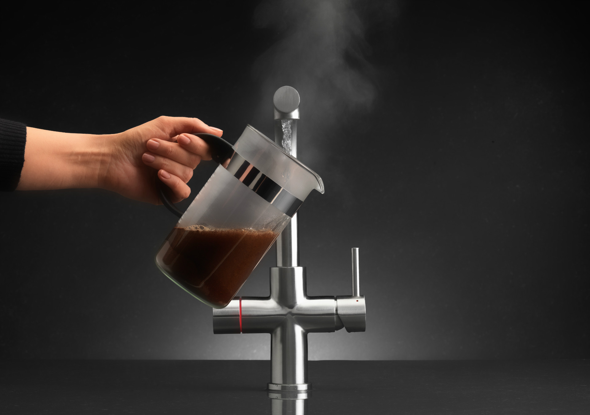 DANIELLE Hand models The Specials