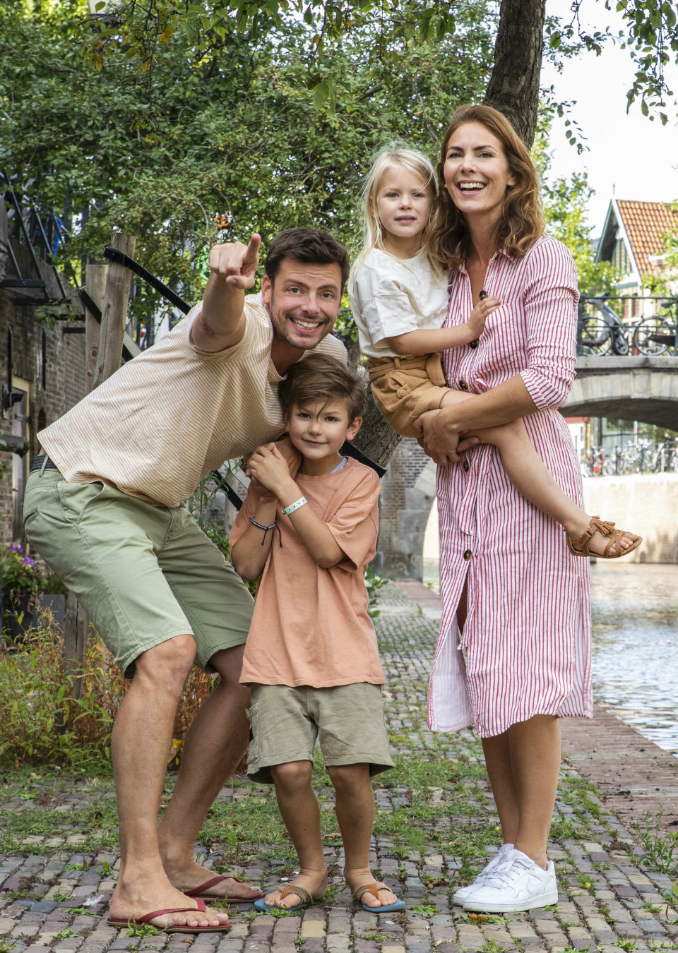 DERI Family The Specials