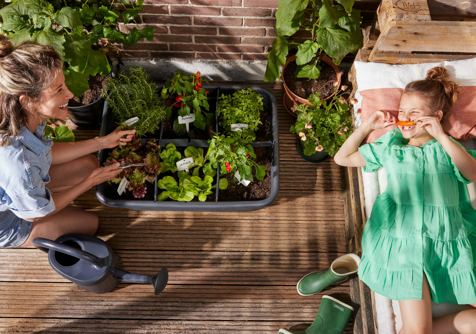 TAMAR People The Specials