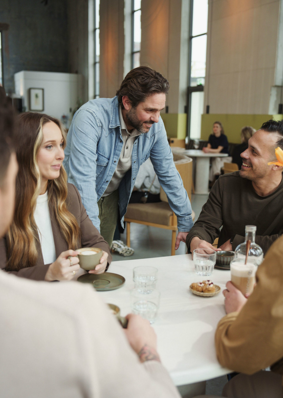 VINCENT People The Specials