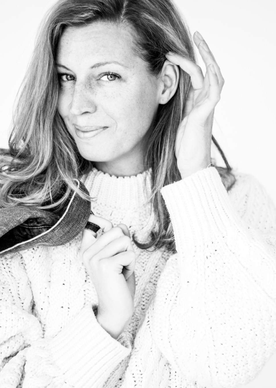 CYNTHIA People The Specials