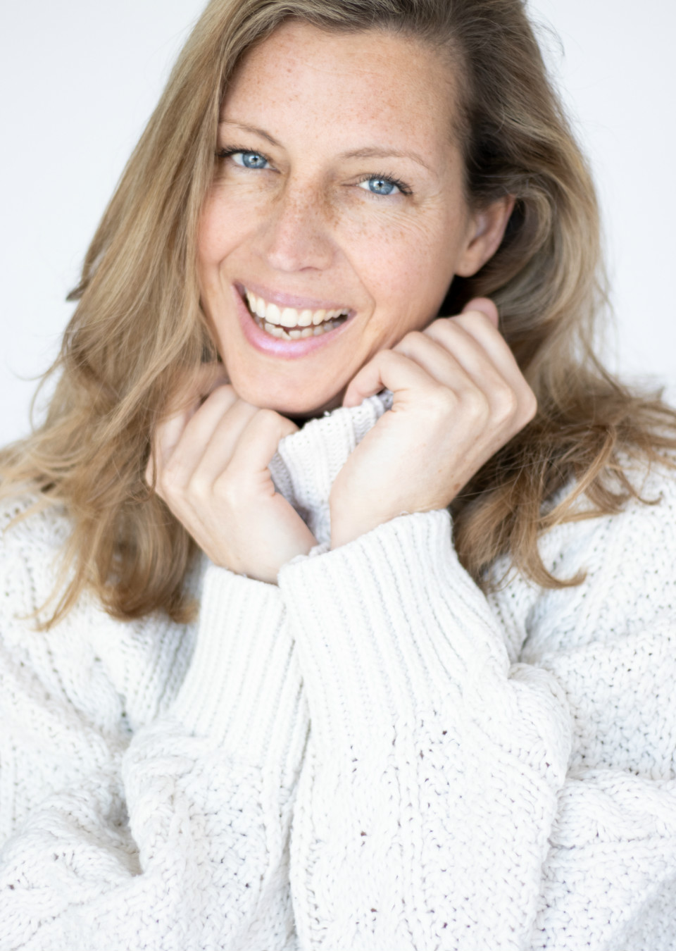 CYNTHIA People The Specials