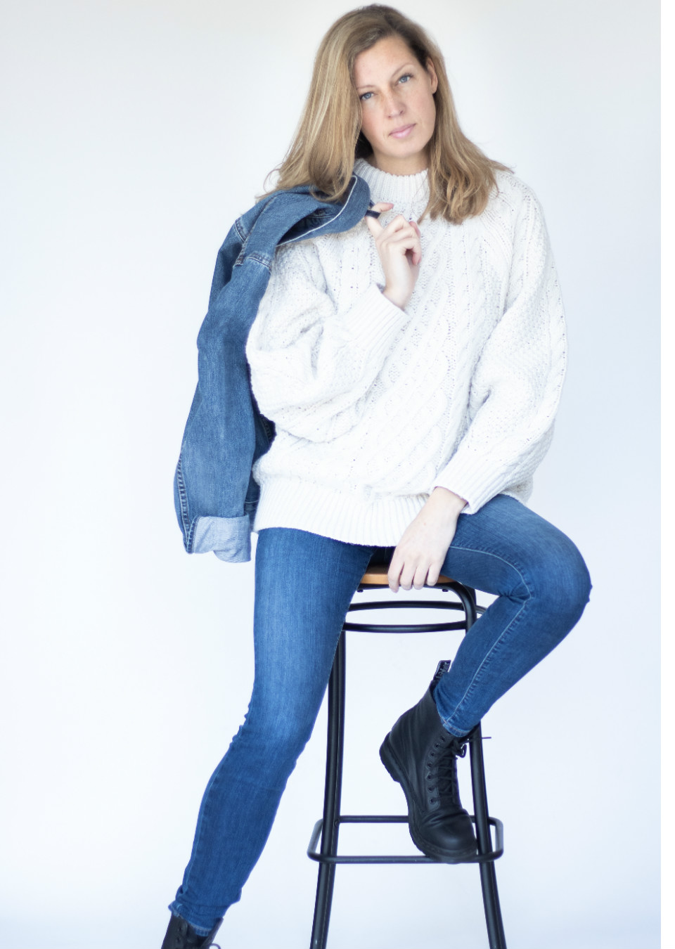 CYNTHIA People The Specials