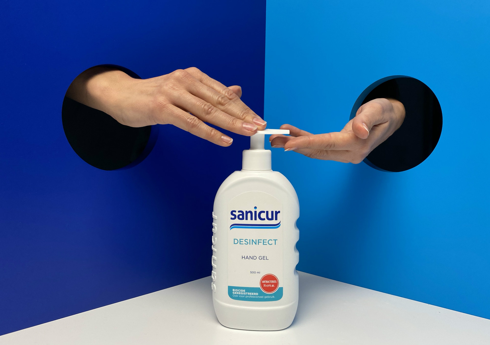 ESTER Hand models The Specials