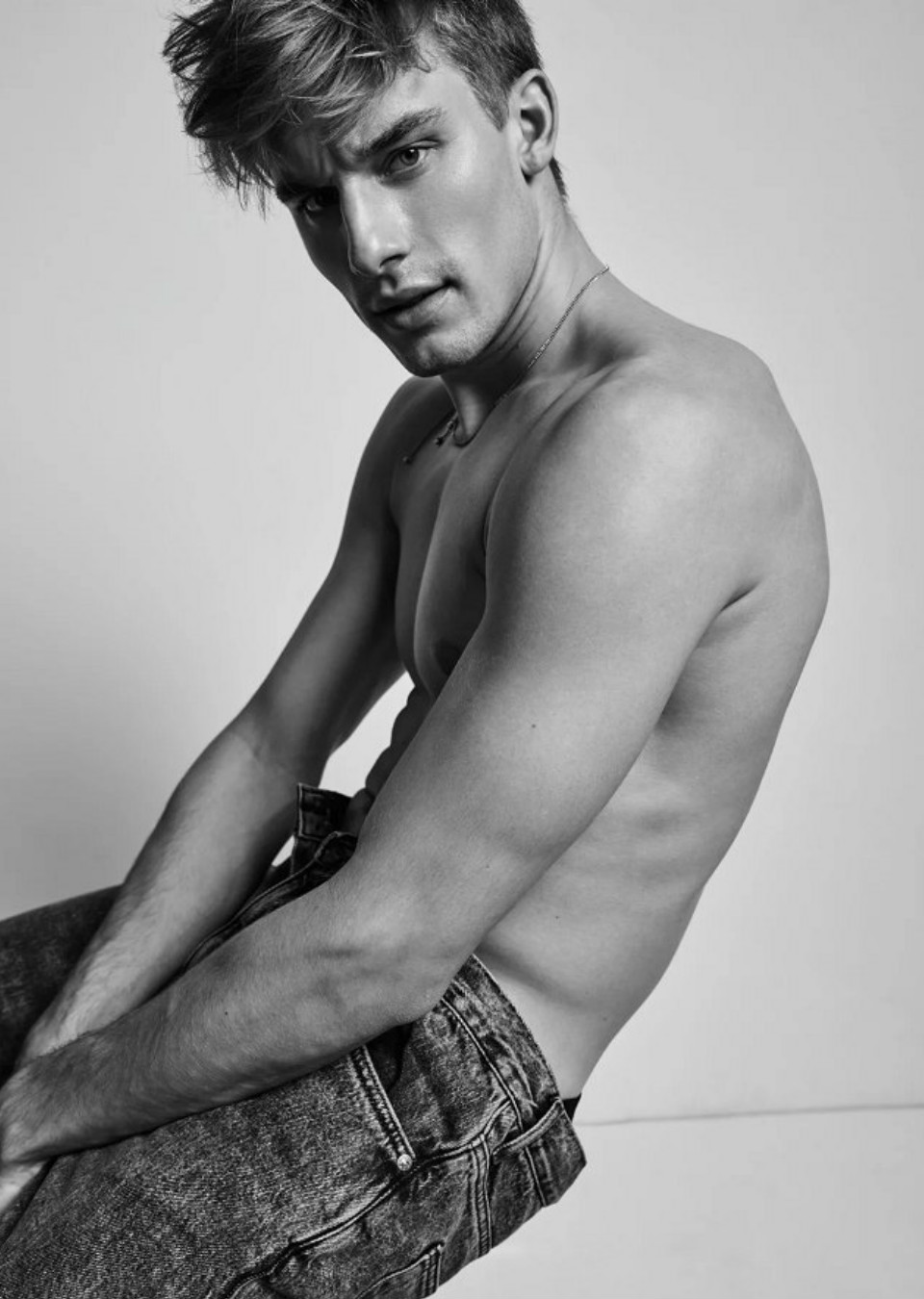 Mikkel MATTHIESEN Mainboard MAXModels