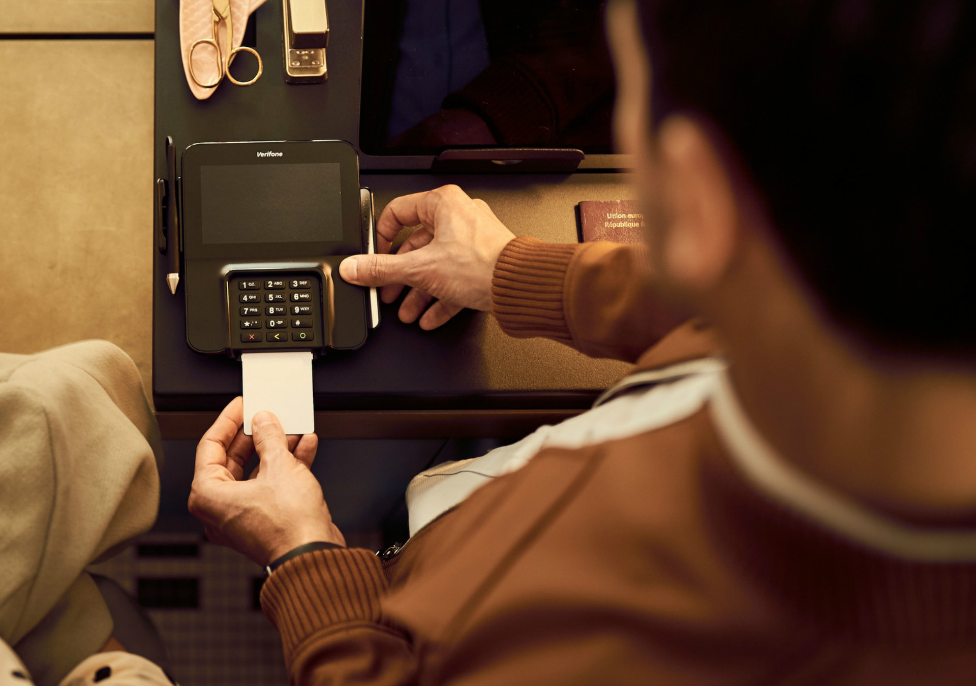 Yannick Hand models The Specials