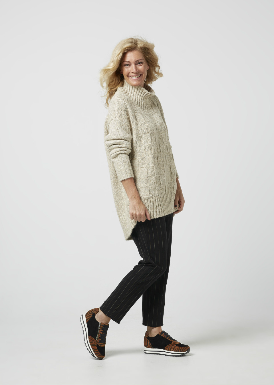 DANIELLE People The Specials