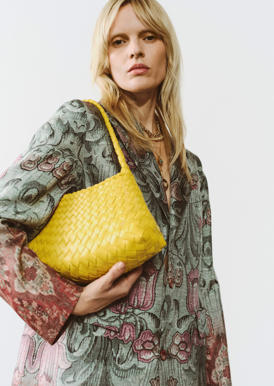 Ann Kuen Mainboard Touché Models