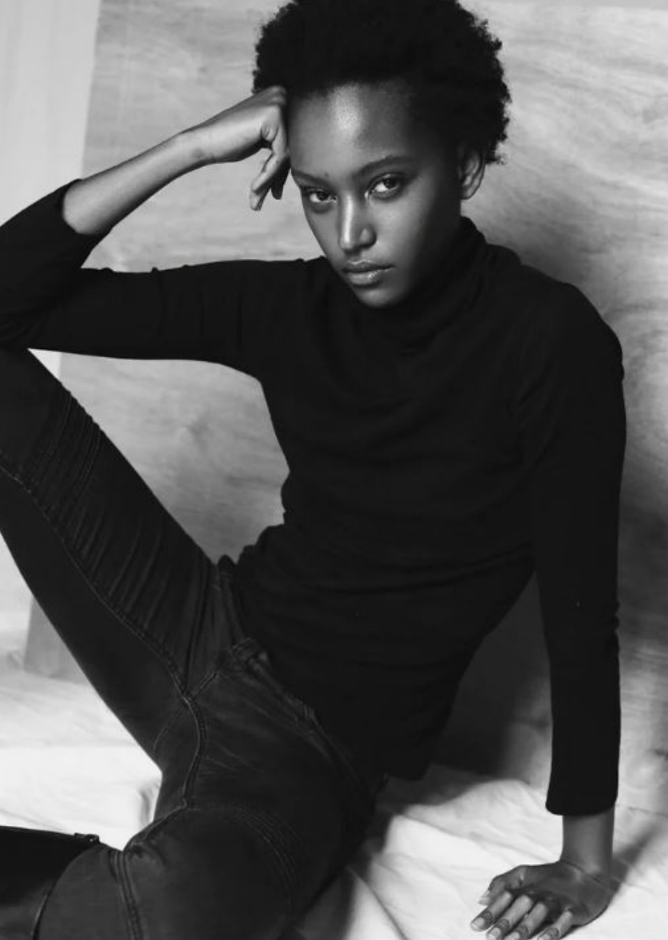 Christelle Yambayisa Mainboard Touché Models