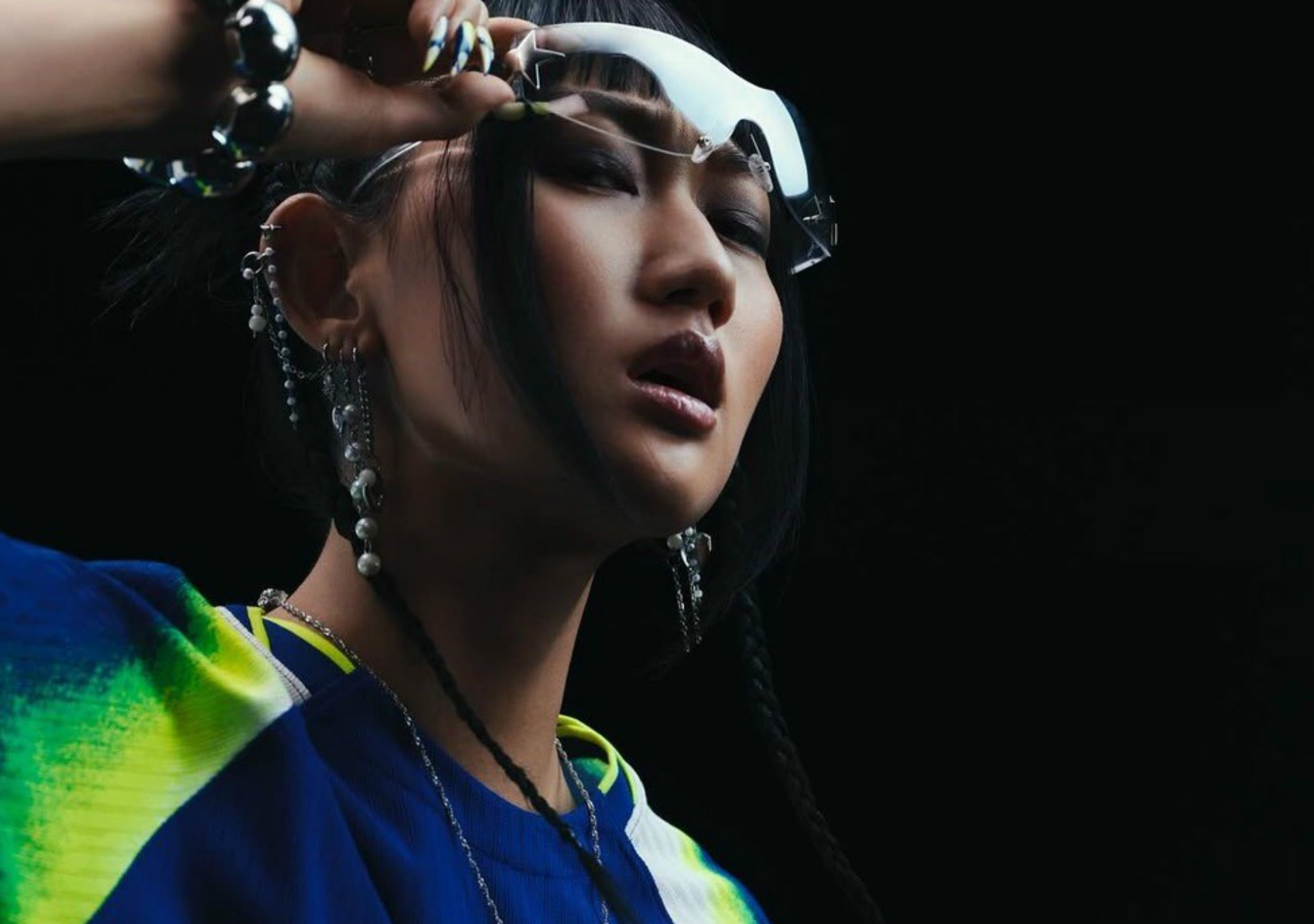 Yerim Ko Mainboard Touché Models