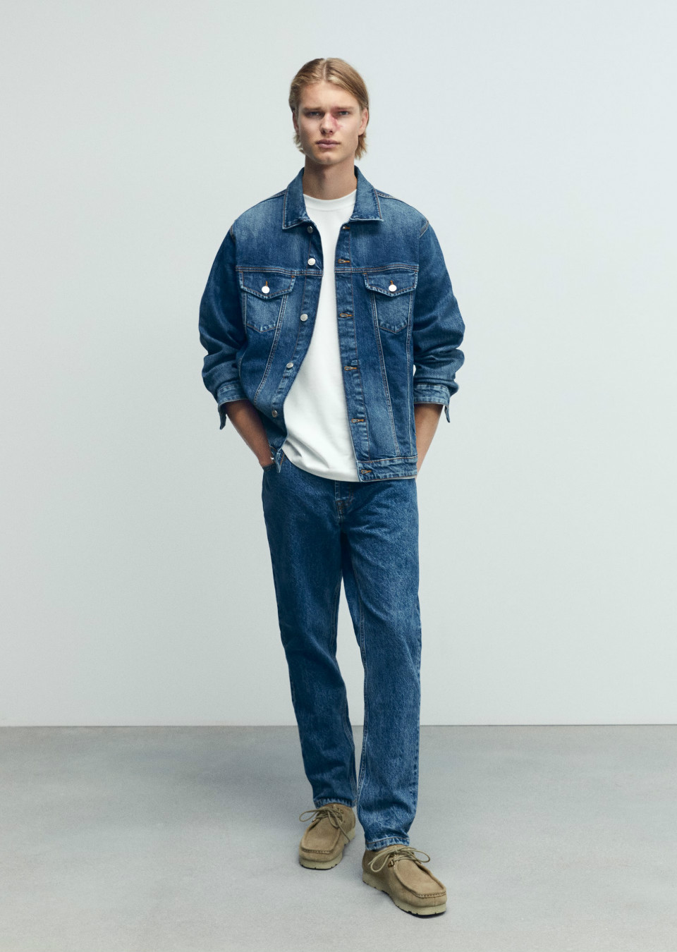 JESSE HOOITES Mainboard MAXModels