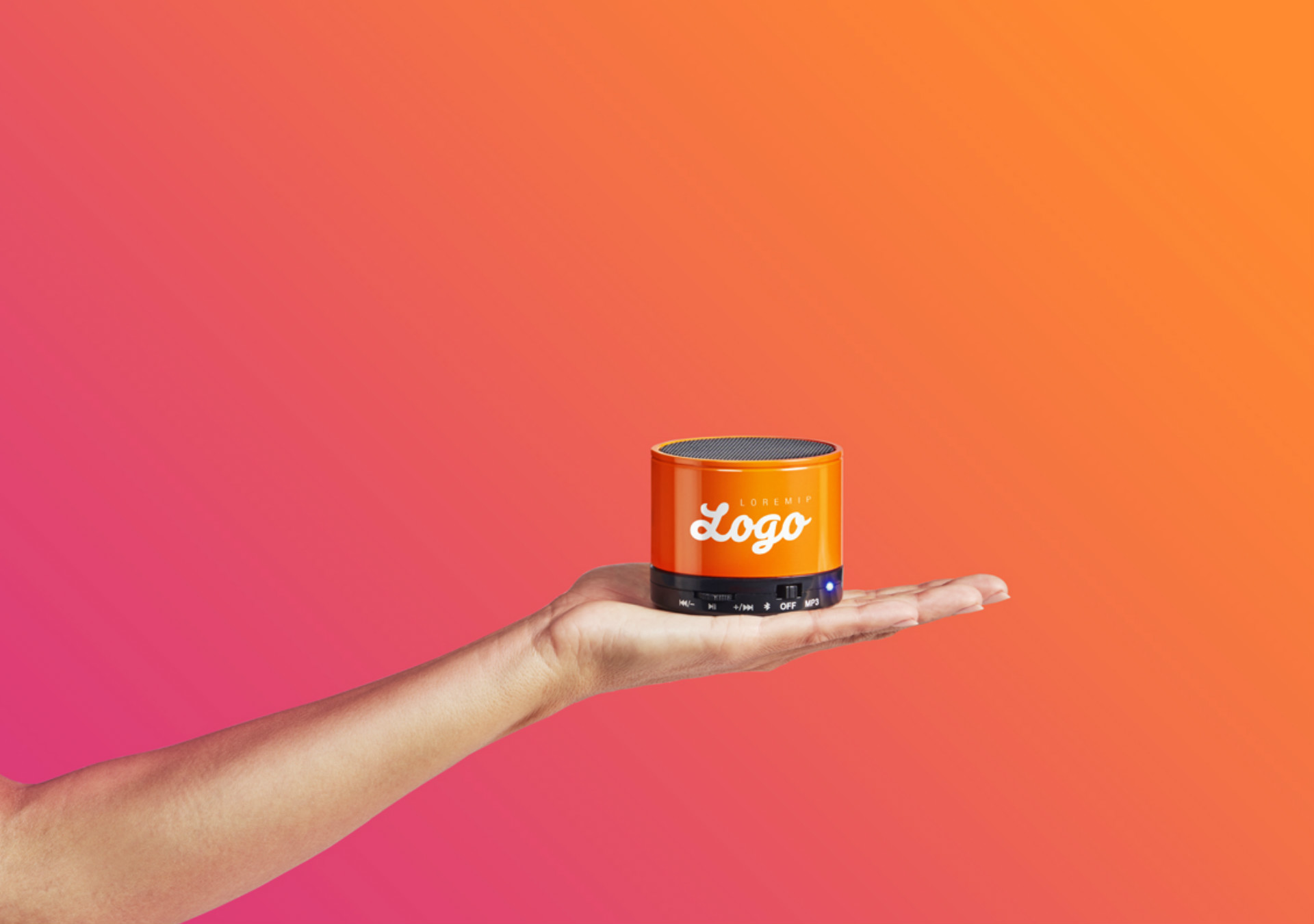 Margriet Hand models The Specials